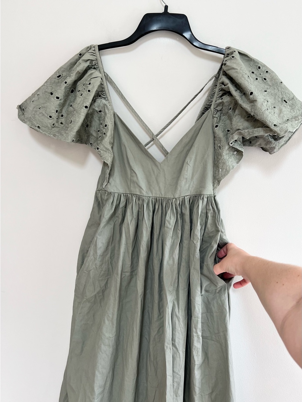 En Saison Anthropologie Eyelet Flutter Sleeve Cotton VNeck Maxi Dress Pockets XS - Picture 7 of 12